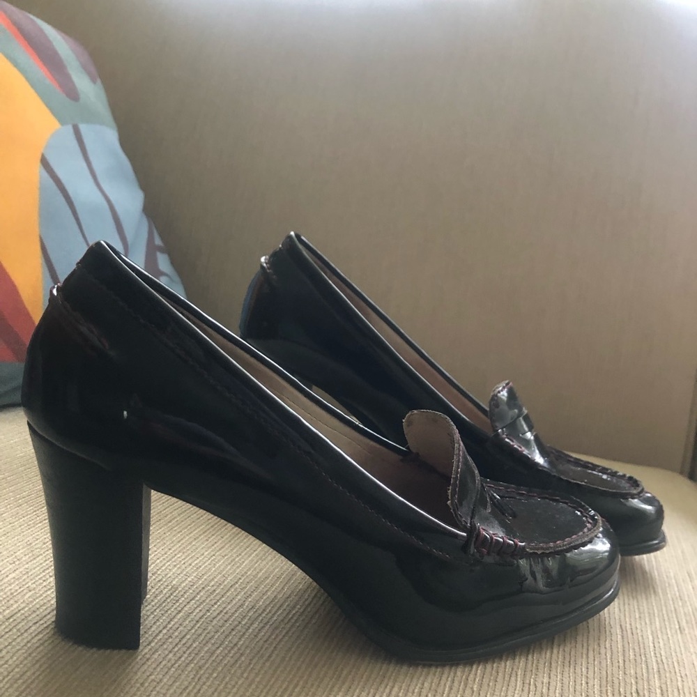 Michael Kors block heel patent leather pumps size 8 burgundy